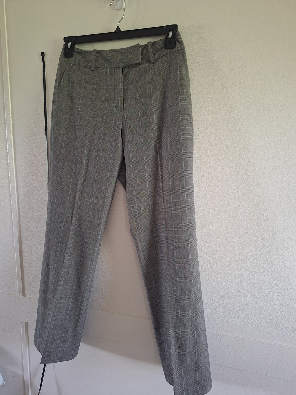 Worthington Gray Plaid Dress Trousers